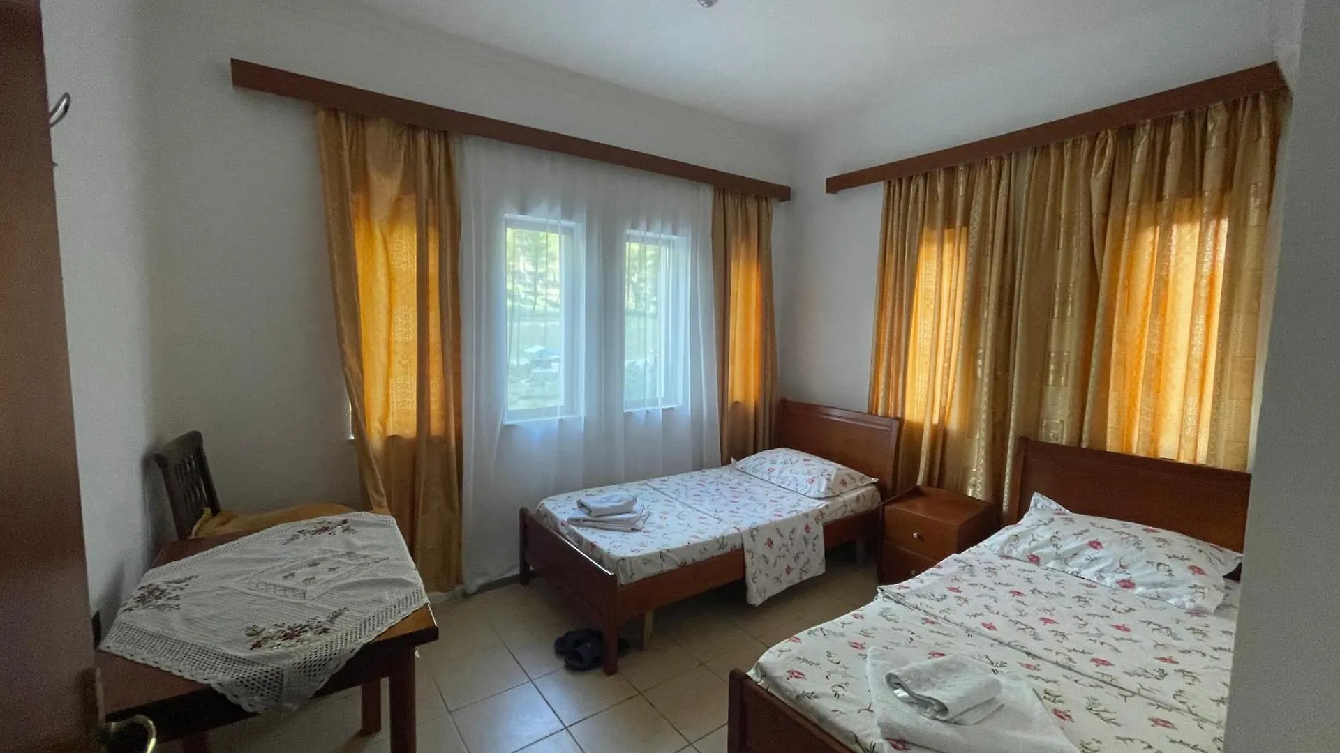 ***  Hotel River Kelcyre Албания